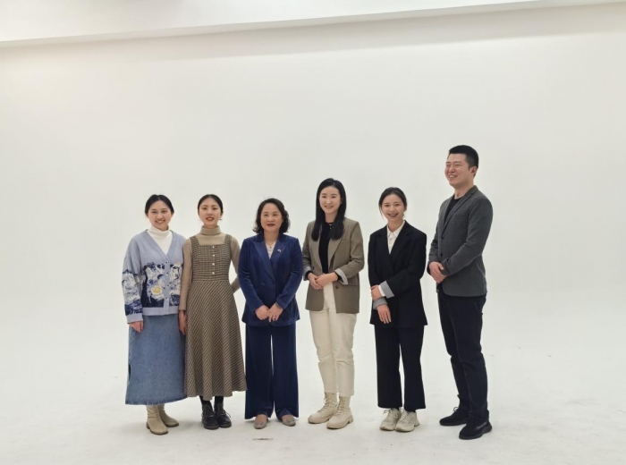 e6353155825d24ee556d281c70d7328